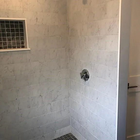 165 W Squantum St #1L — Photo 4