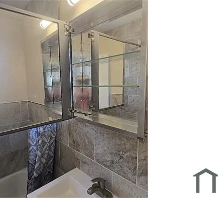 1010 N 69th Way — Photo 29