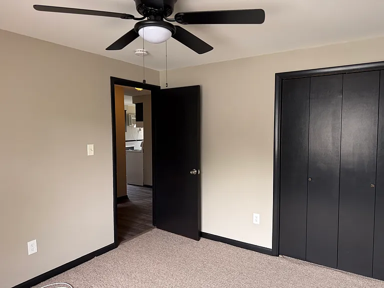 115 Jackson Ave #4 — Photo 8