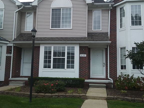 2nd image of 50537 Abbey Dr