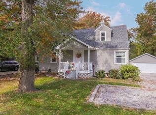 36 Sprague Rd, Berea, OH 44017