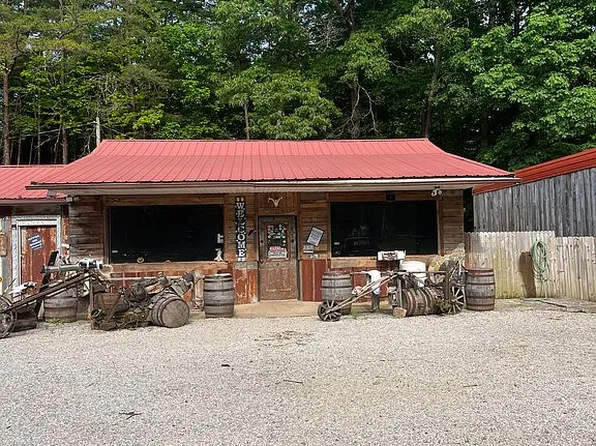 11882 Highway 68, Tellico Plains, TN 37385