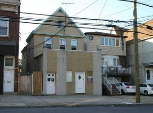 264 Avenue C, Bayonne, NJ 07002