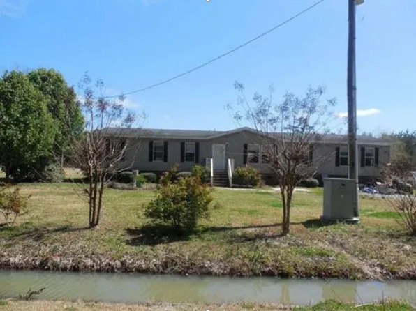 302 Springhill Rd, Maysville, NC 28555