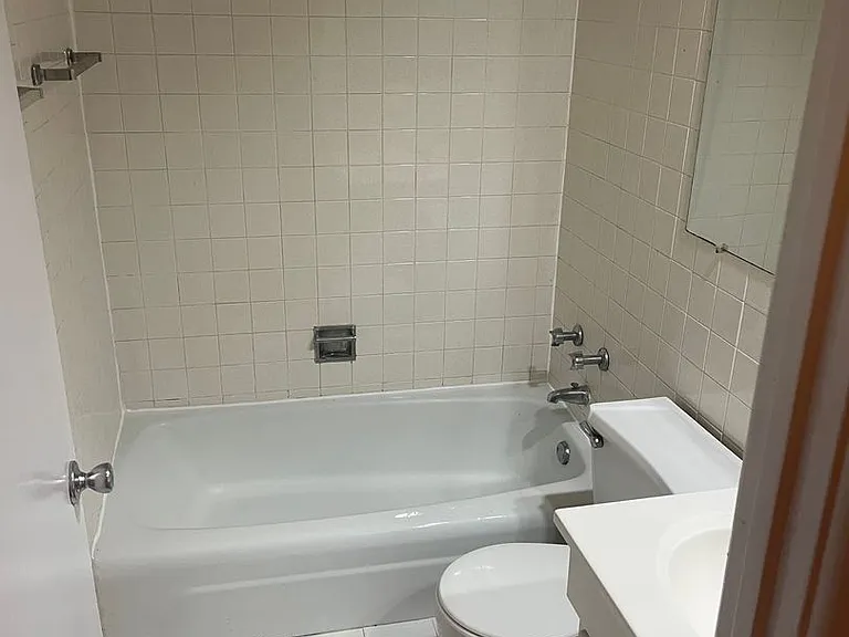 Lakeview Living! — Photo 32