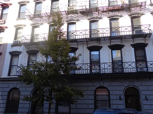 Rented by Blana LLC | media 27