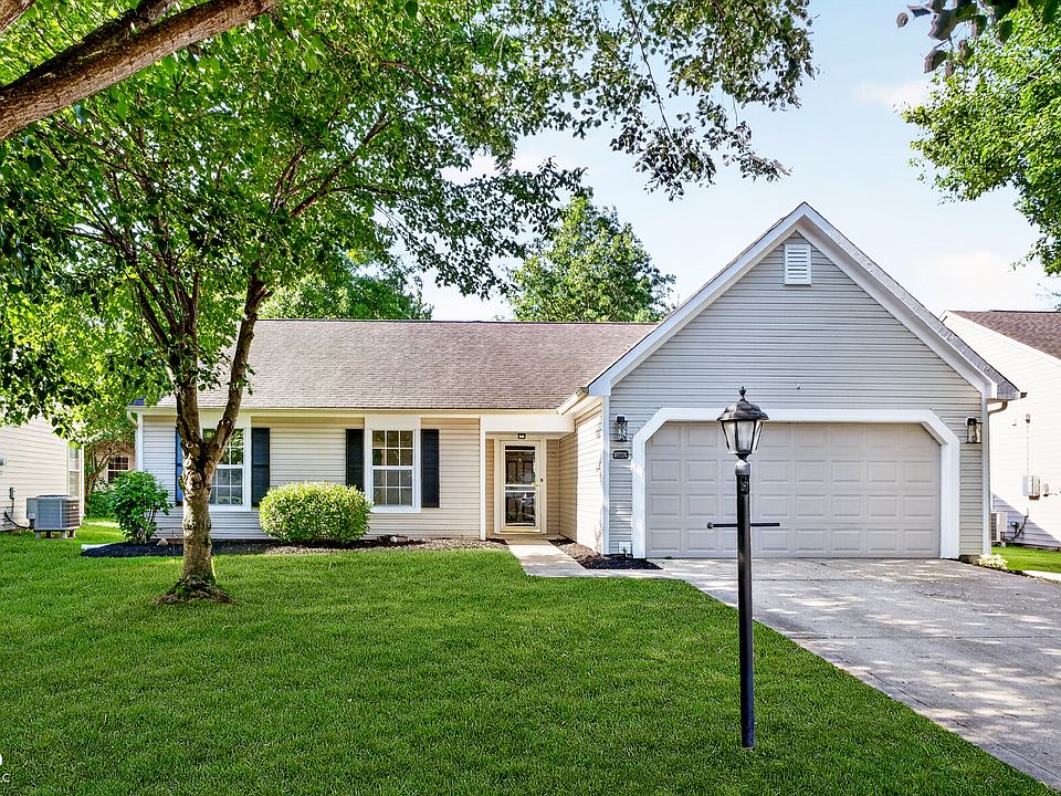 1st image of 10226 Carmine Dr