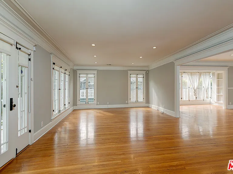 1441 N Ogden Dr — Photo 10