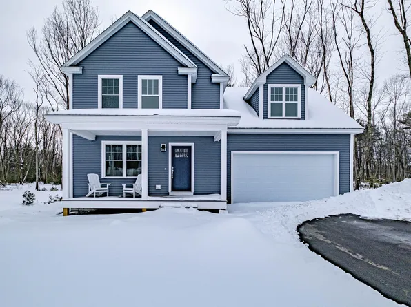 6 Camden Drive, Kennebunk, ME 04043