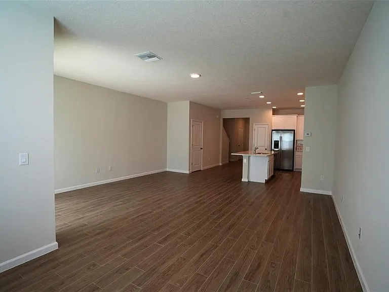 14819 Harvest St — Photo 5