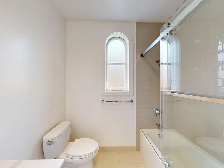 1340 Taylor Street — Photo 19