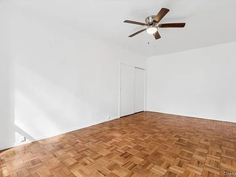 281 Garth Rd #C2H — Photo 21