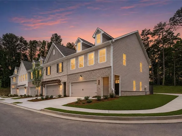 667 Sunstone Ln, Lawrenceville, GA 30043