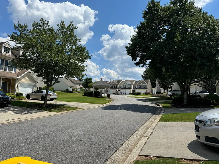 431 Windstone Trl — Photo 37