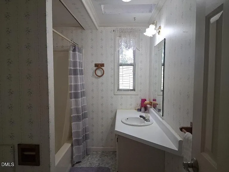 20 Rus Dr — Photo 8
