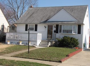 845 Devenney Dr, Bellmawr, NJ 08031