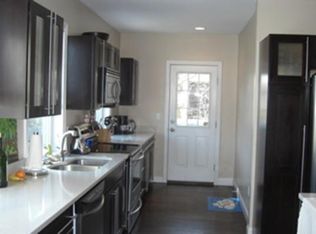 81 Middlesex Ave #2, Swampscott, MA 01907