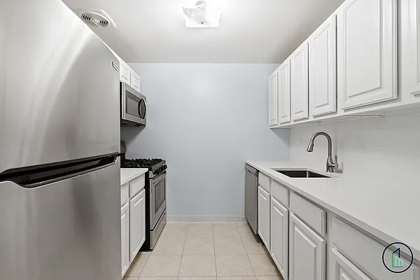 Rented by Lisa Management Inc | media 1