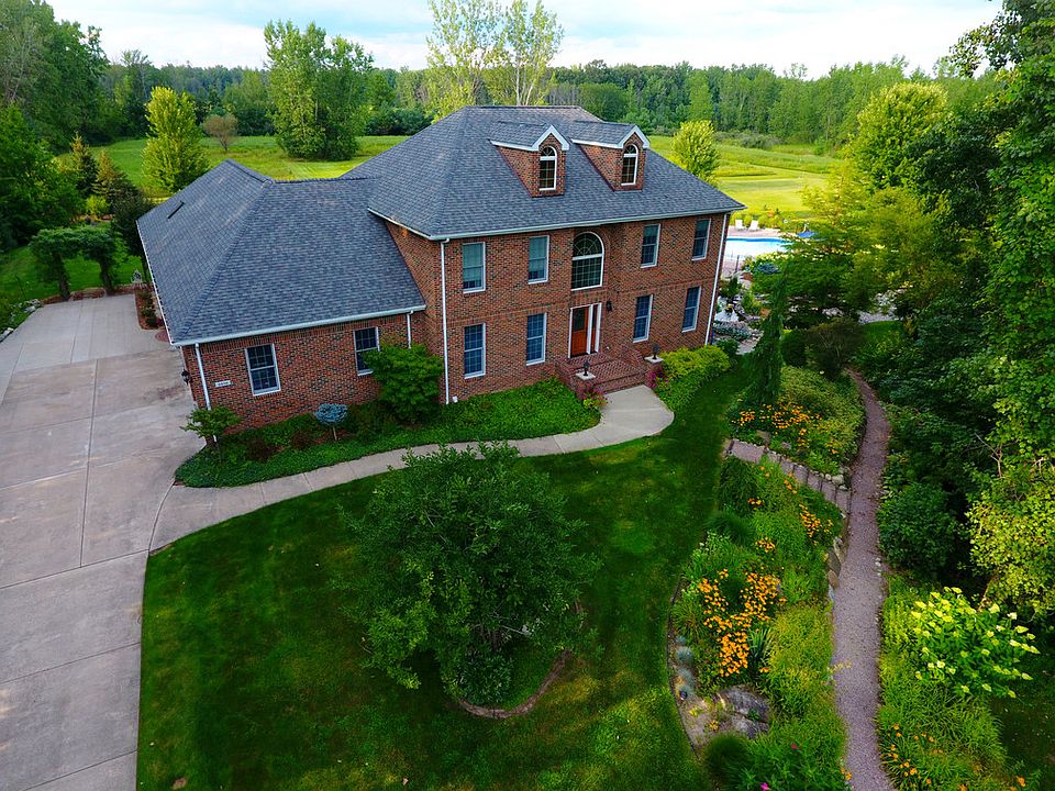 1st image of 3210 N Conestoga Ct