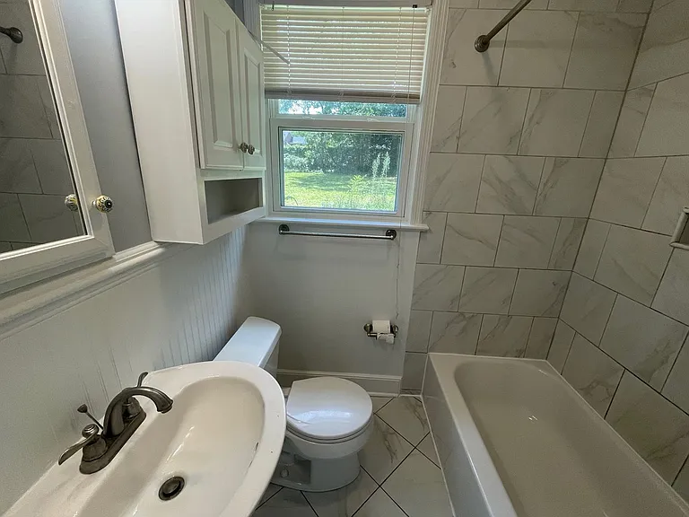 709 Elm Ave — Photo 8