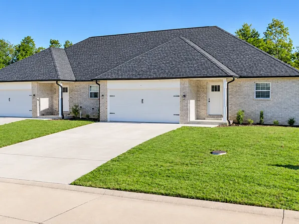 448 Deerwood Dr, Jackson, MO 63755