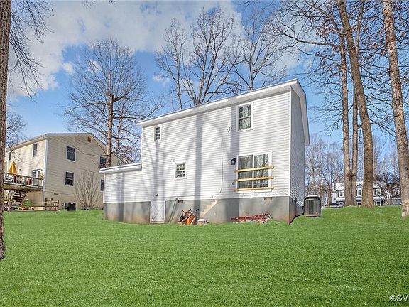 5th image of 10426 Chesterwood Dr