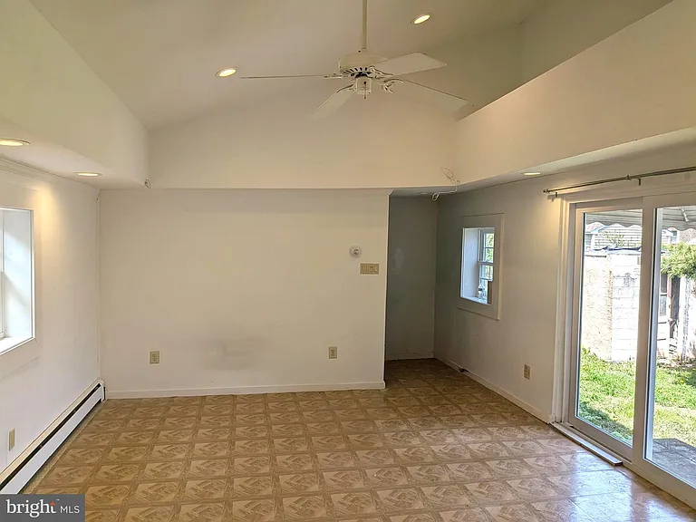 7524 Whitaker Ave — Photo 14