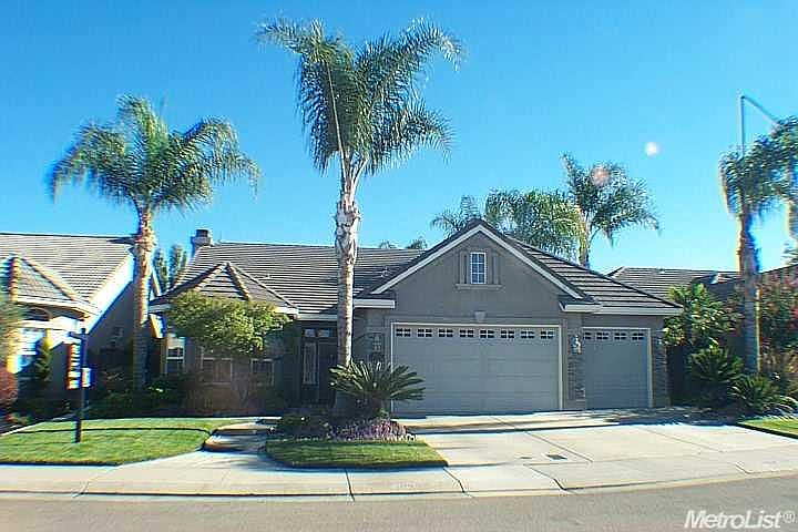 1st image of 2925 Heritage Oak Way