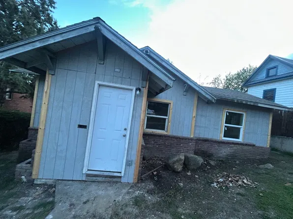 320 N 5th St, Klamath Falls, OR 97601