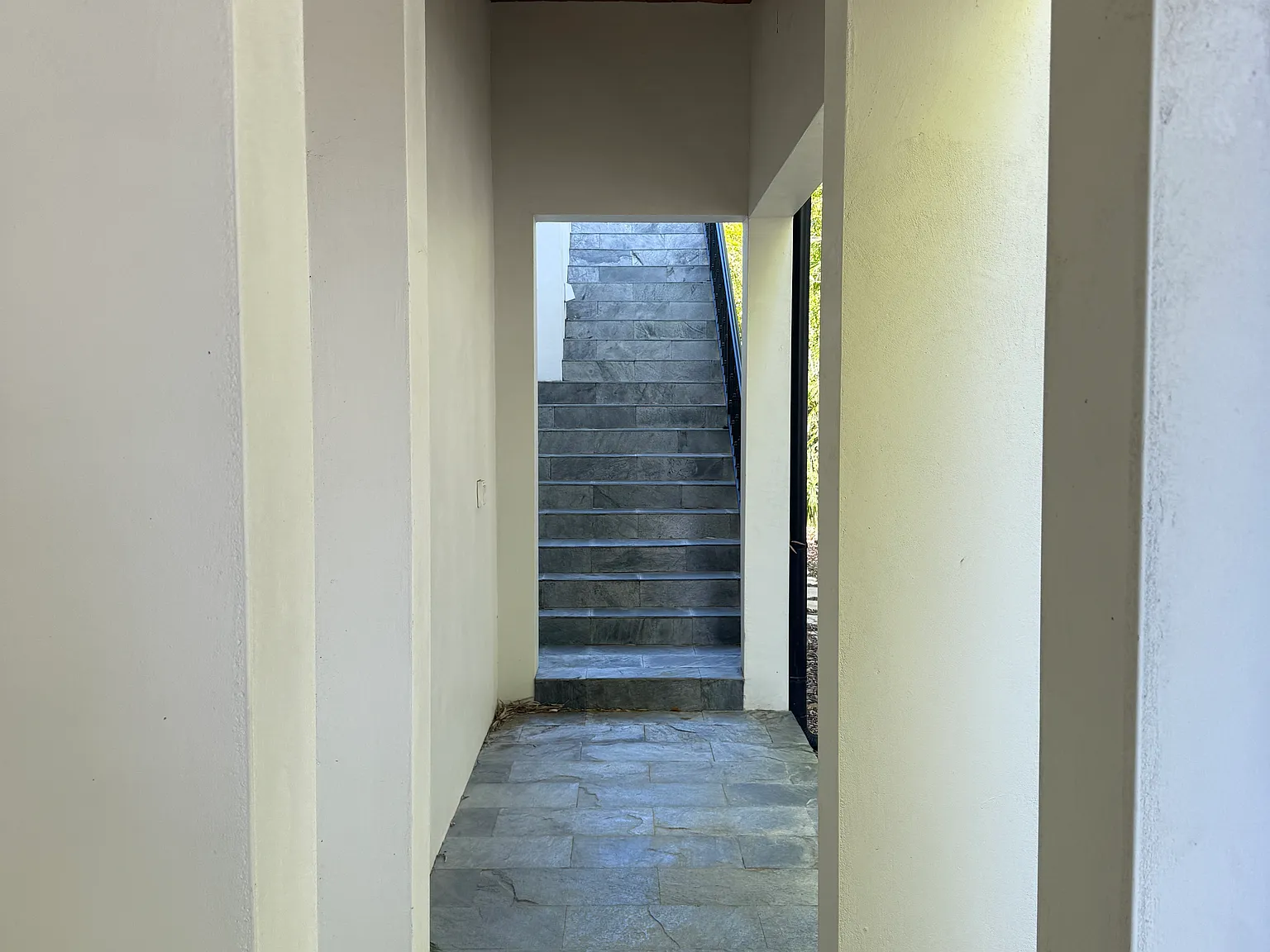 1 bed, 1.5 bath, $2,750 — Photo 2