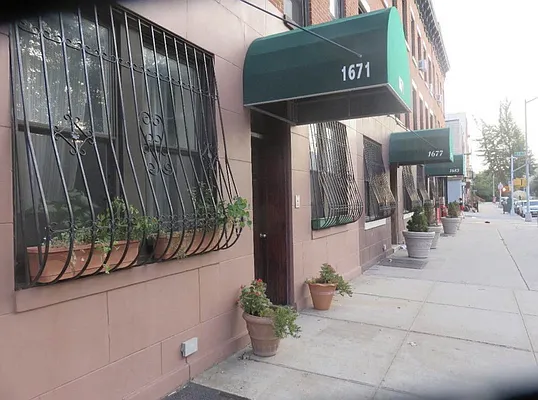 Rented by Space Real Estate | media 29