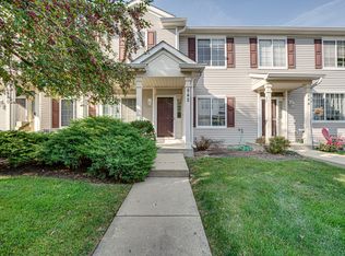 842 County Line Rd, Aurora, IL 60502