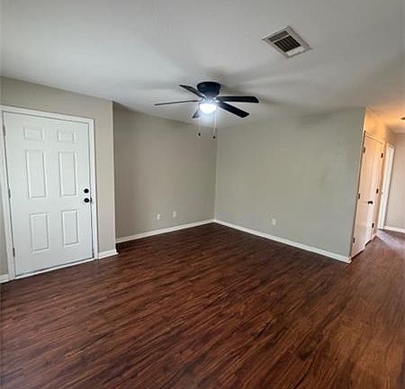 4th image of 2334 Breezy Dr