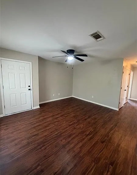 2334 Breezy Dr — Photo 4