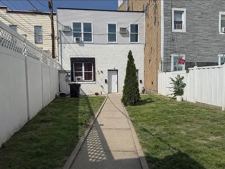 512 Monastery Pl #3 — Photo 7