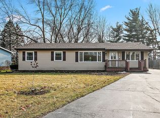 454 Old Hickory Rd, New Lenox, IL 60451