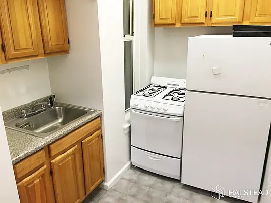 Rented by Halstead Real Estate | media 6