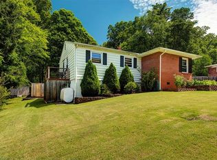 286 Monte Vista Rd, Candler, NC 28715