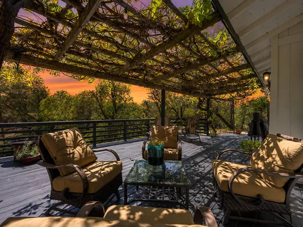 15851 McElroy Rd, Meadow Vista, CA 95722