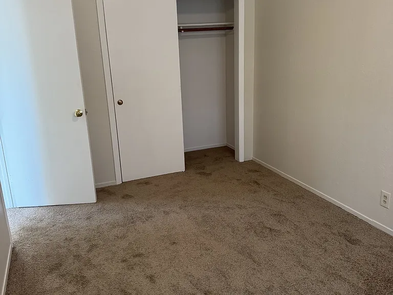 301 Van Buren St #19 — Photo 5