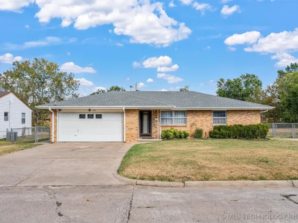 320 Meadowlark Ave, Bartlesville, OK 74006