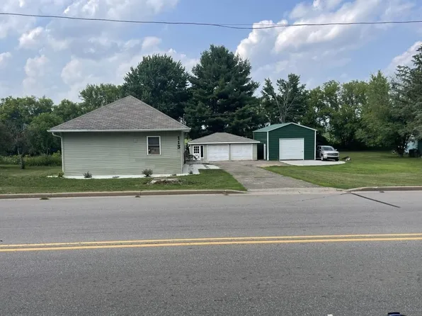 113 Main St, Downing, WI 54734