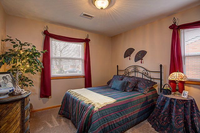 1st image of 722 Booth Ave