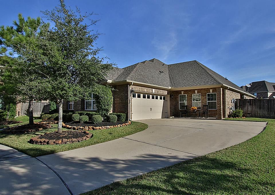 1st image of 27102 Mossy Canyon Ln