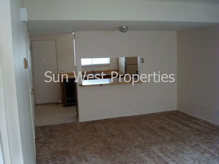 322 N Court Ave — Photo 1