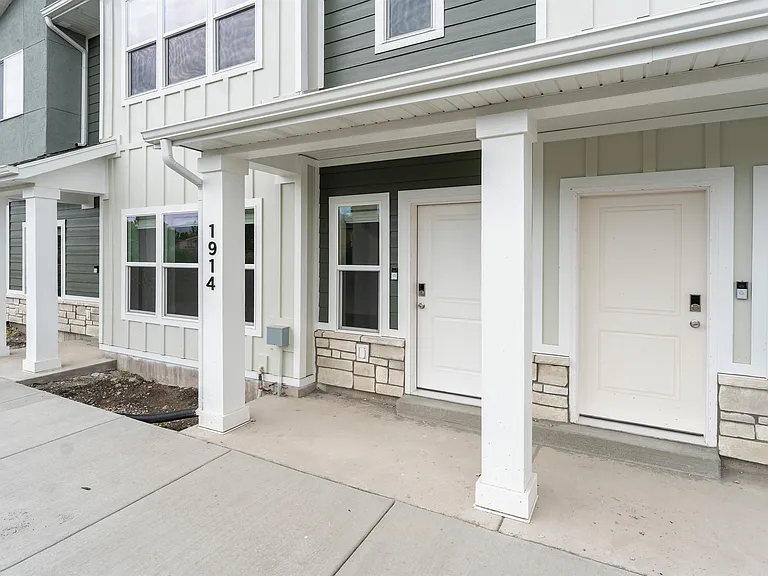 1918 S 1280 W — Photo 2