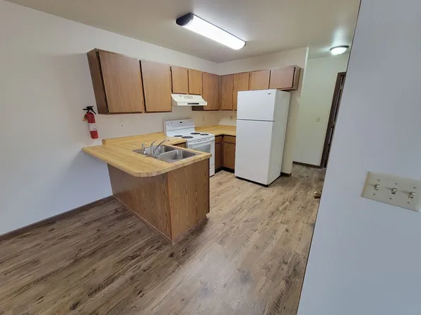 1032 Imperial Circle