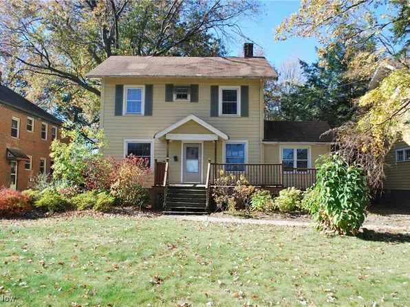 3812 W 152nd St, Cleveland, OH 44111