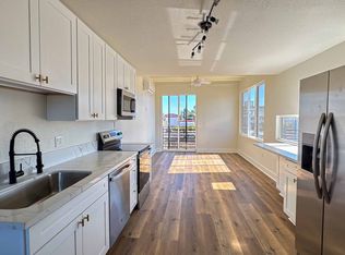 3046-09 Nimitz Blvd, San Diego, CA 92106