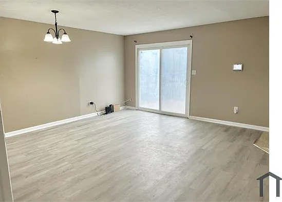 1420 Kingswood Way — Photo 5